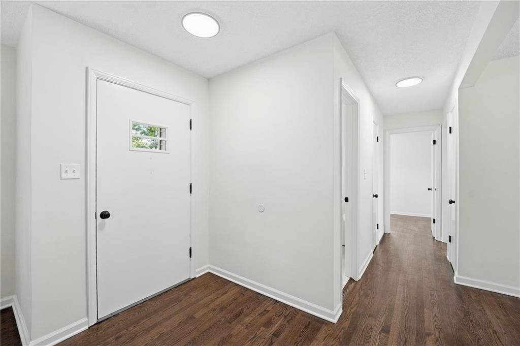 7600 W 67th Street — photo 10
