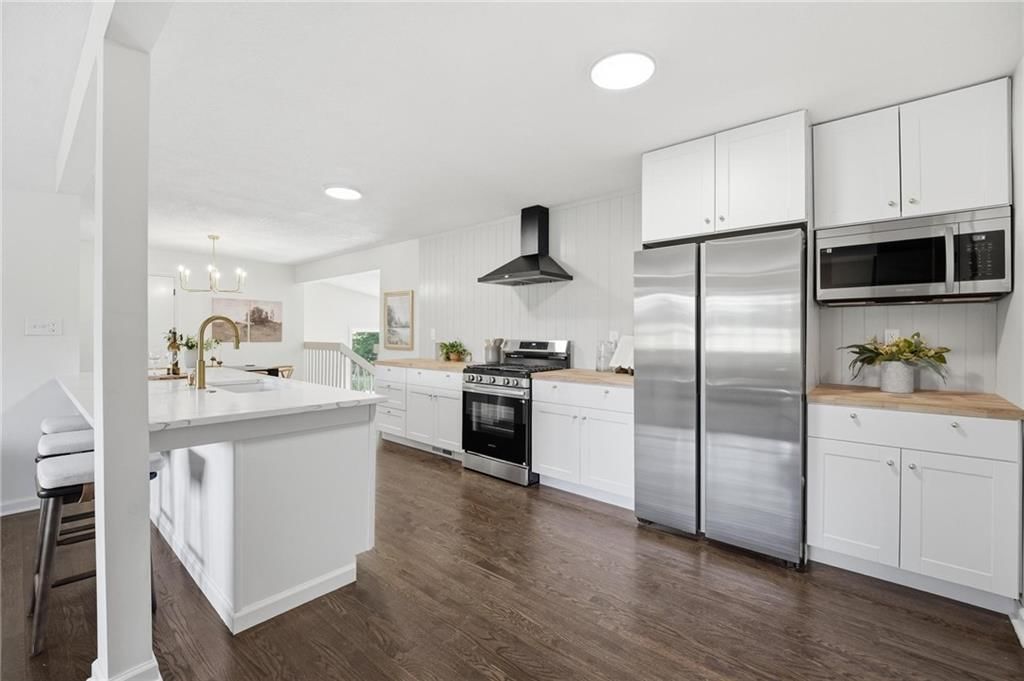 7600 W 67th Street — photo 18