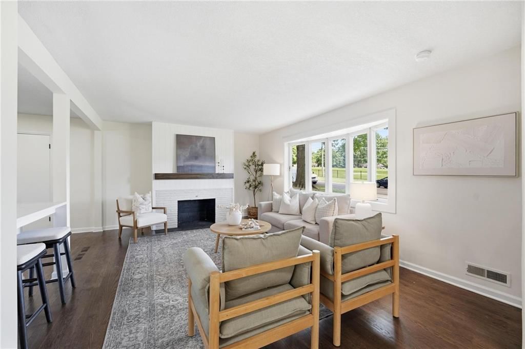 7600 W 67th Street — photo 22