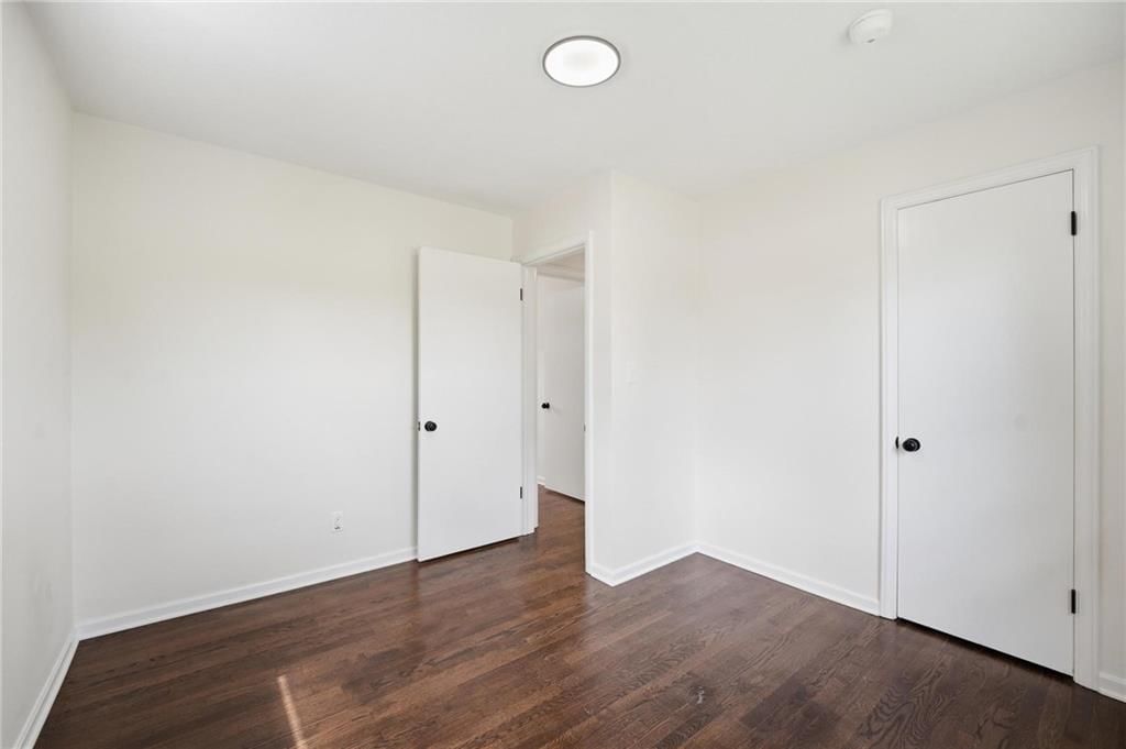 7600 W 67th Street — photo 27