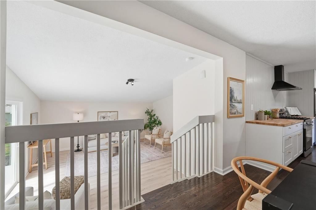7600 W 67th Street — photo 28