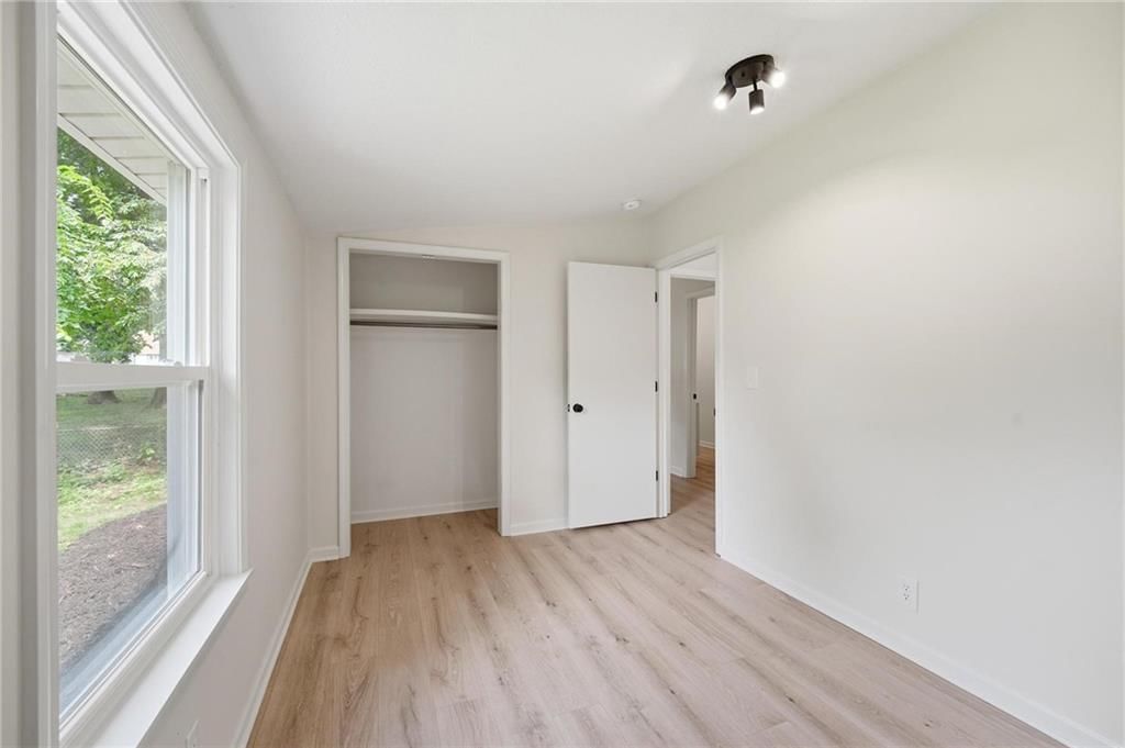 7600 W 67th Street — photo 37
