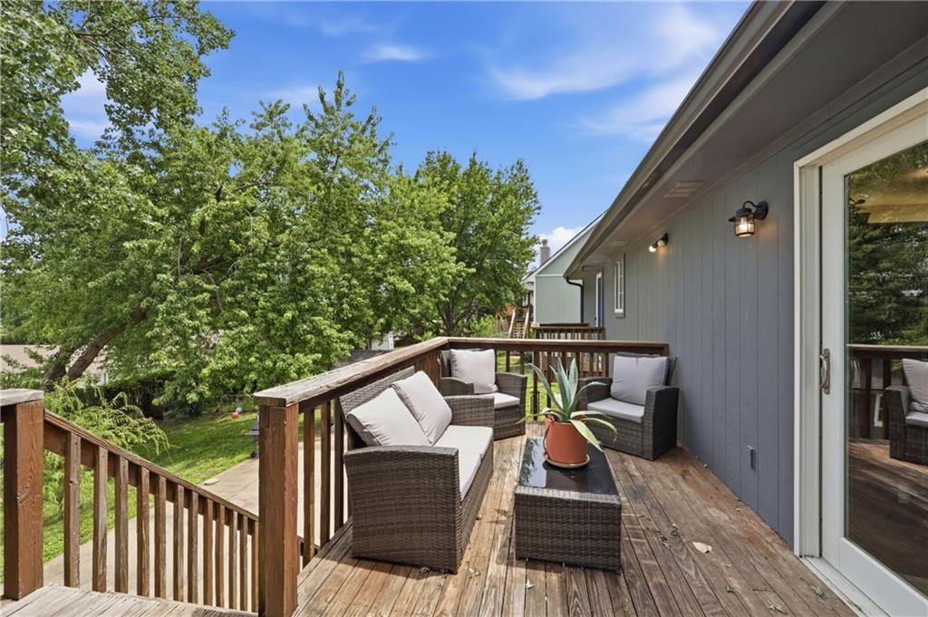 302 SW 24th Street — photo 11