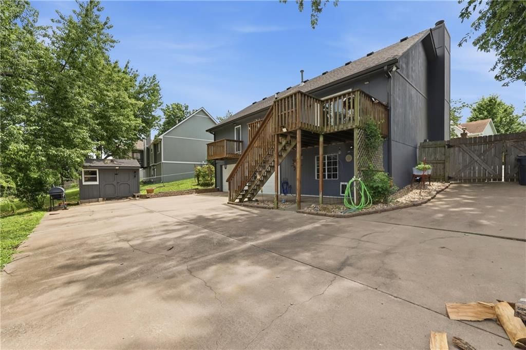 302 SW 24th Street — photo 26