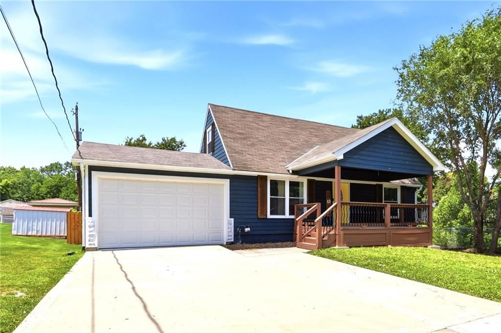 8848 LANE Avenue — photo 2