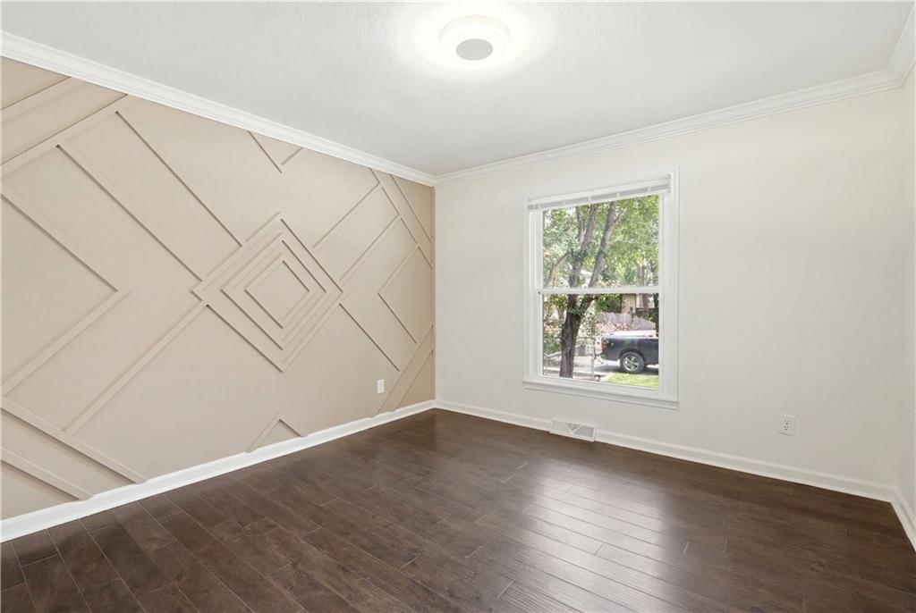 8848 LANE Avenue — photo 21