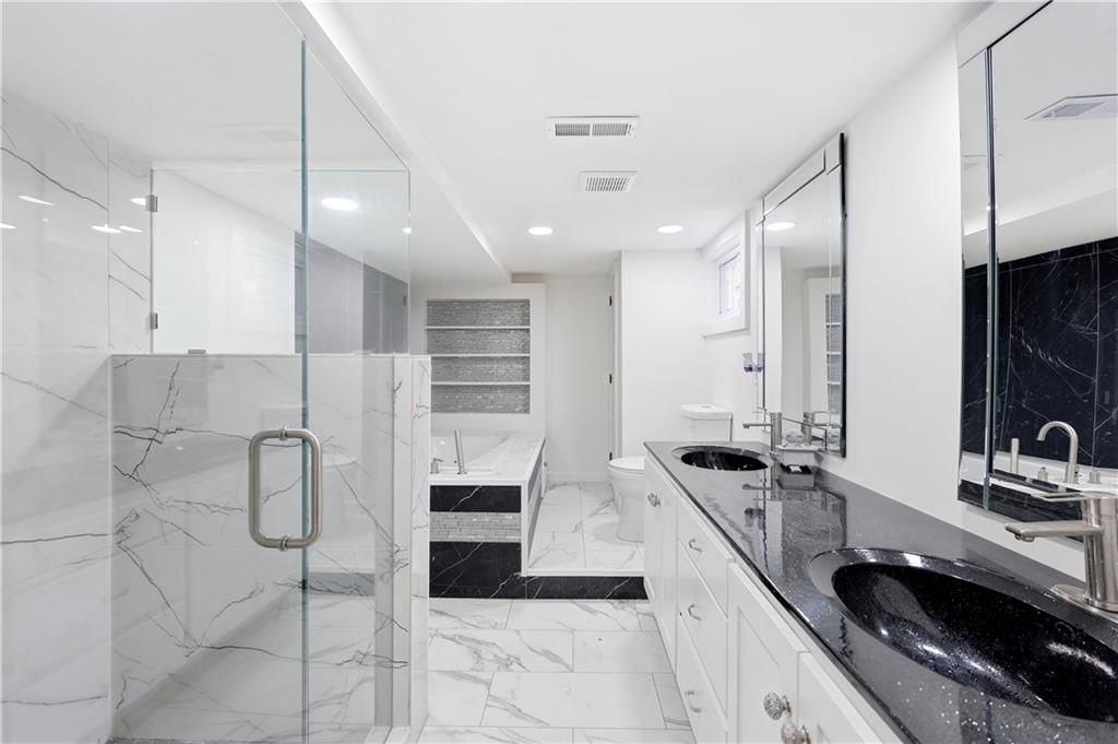 8848 LANE Avenue — photo 36