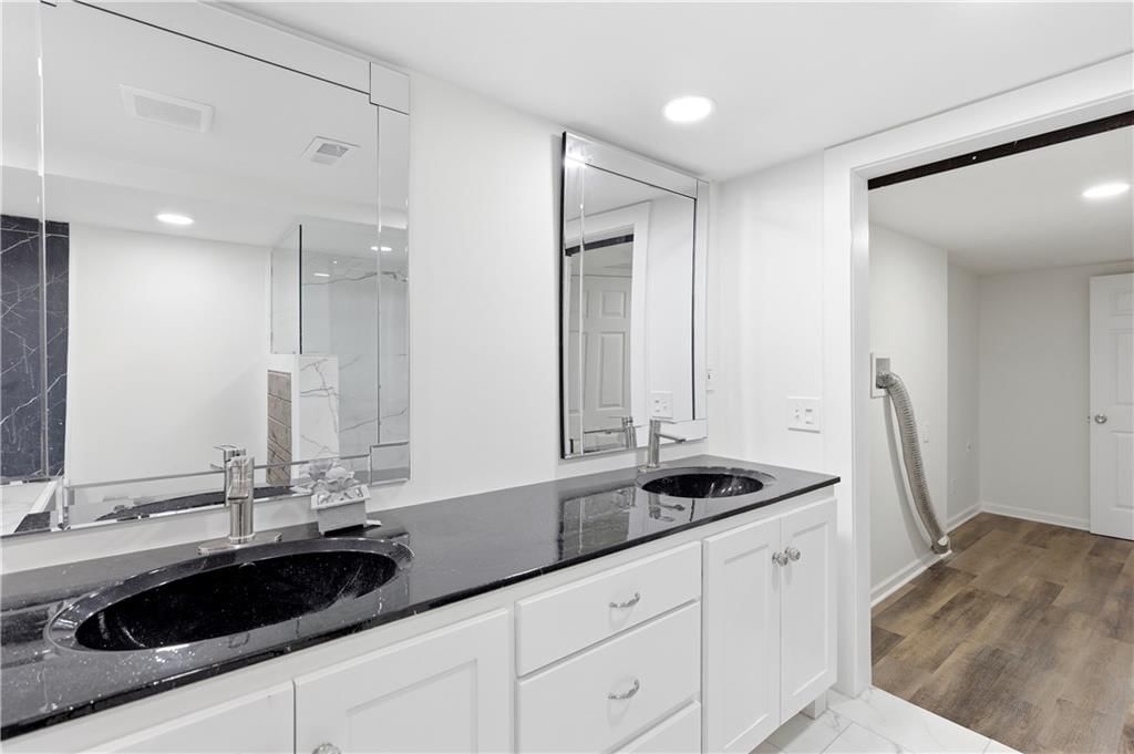 8848 LANE Avenue — photo 38