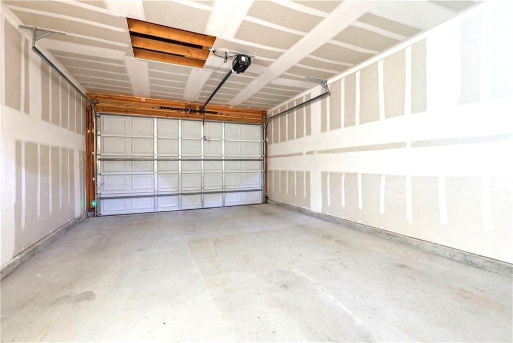 8848 LANE Avenue — photo 42