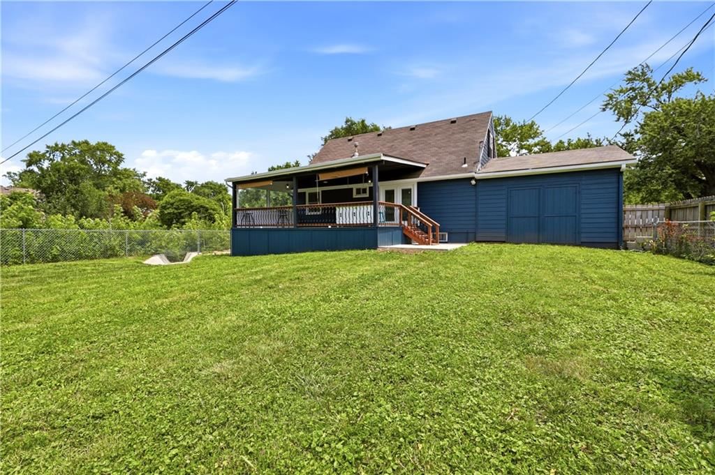 8848 LANE Avenue — photo 49