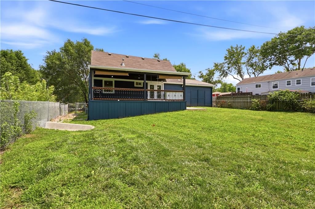 8848 LANE Avenue — photo 51