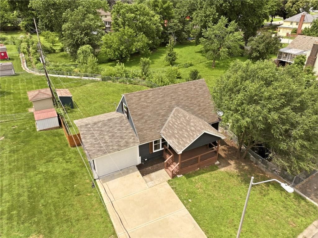 8848 LANE Avenue — photo 53