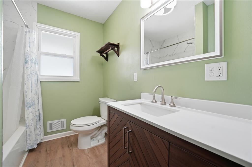 3916 Queen Ridge Drive — photo 18