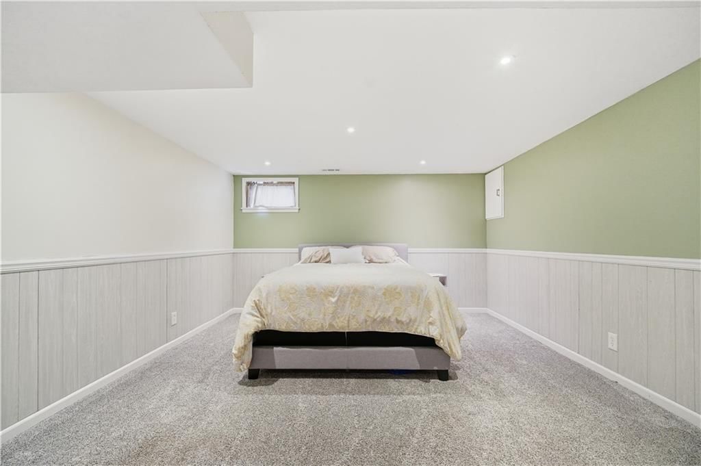 3916 Queen Ridge Drive — photo 24