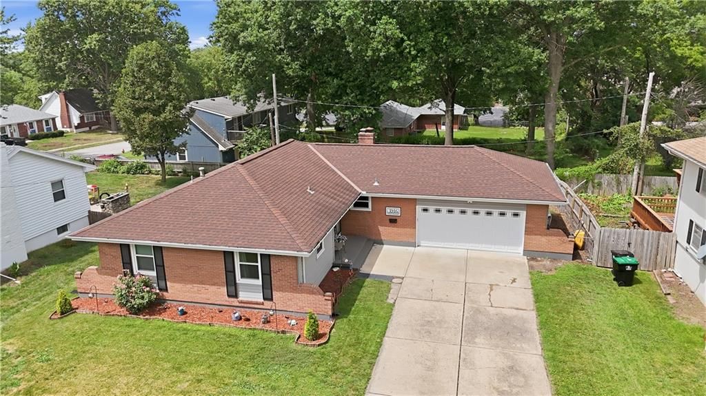 3916 Queen Ridge Drive — photo 38