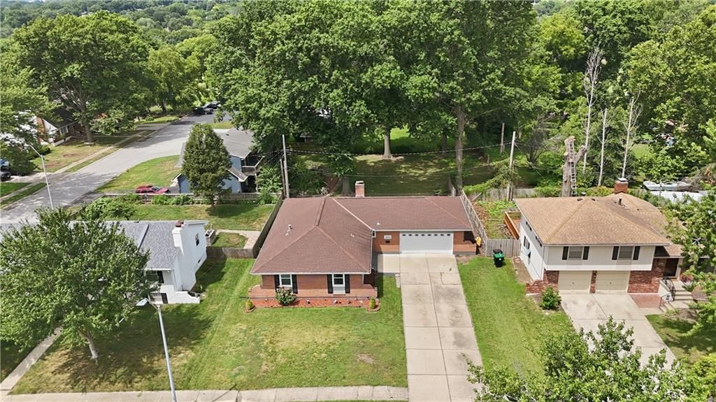 3916 Queen Ridge Drive — photo 39