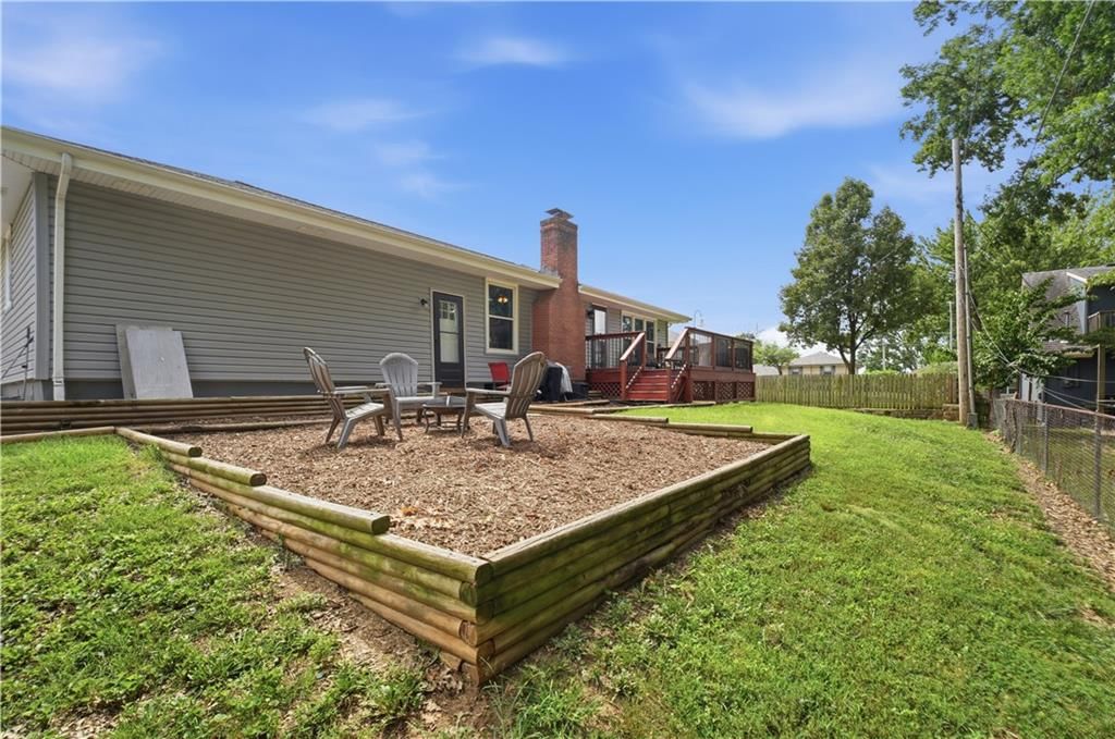 3916 Queen Ridge Drive — photo 48