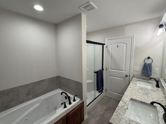 16338 Lois Lane — photo 11