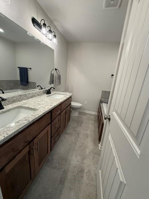 16338 Lois Lane — photo 12