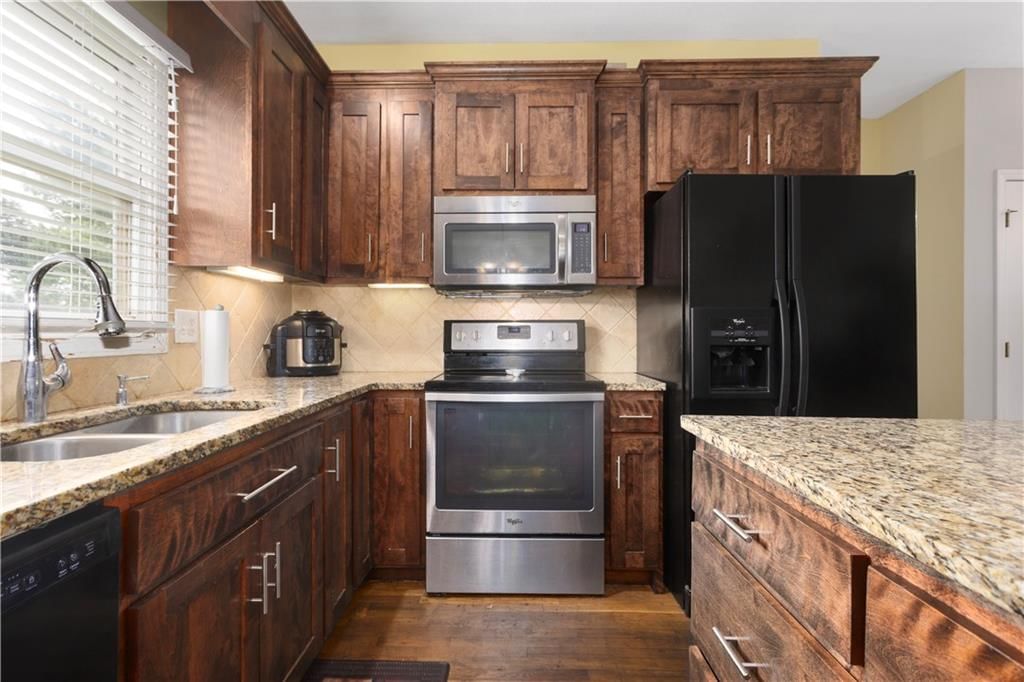 13802 S Mullen Street — photo 9
