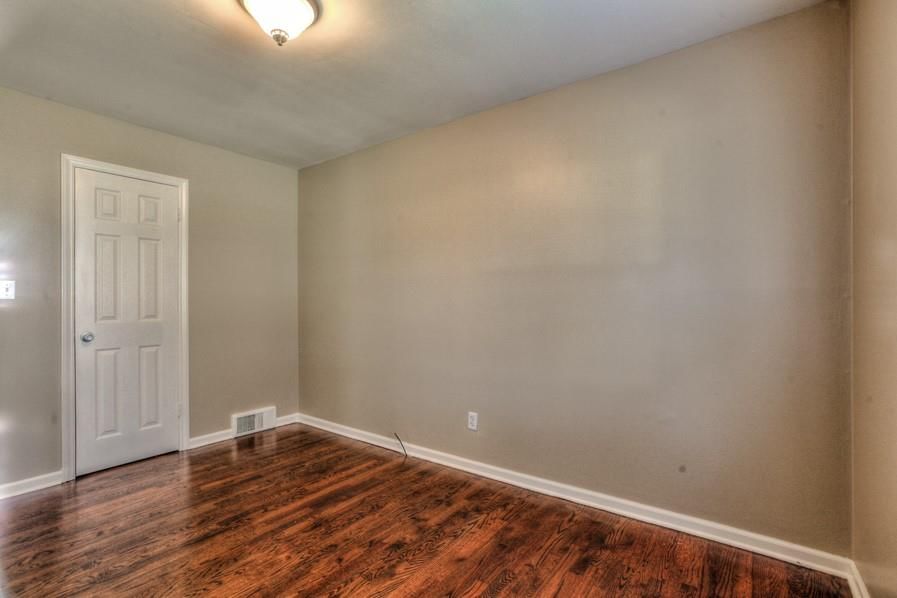6705 E 99th Street — photo 14