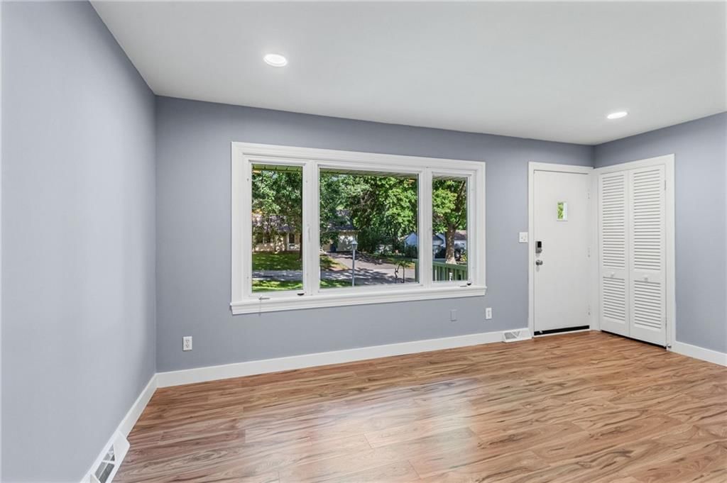 5624 Harvard Avenue — photo 6