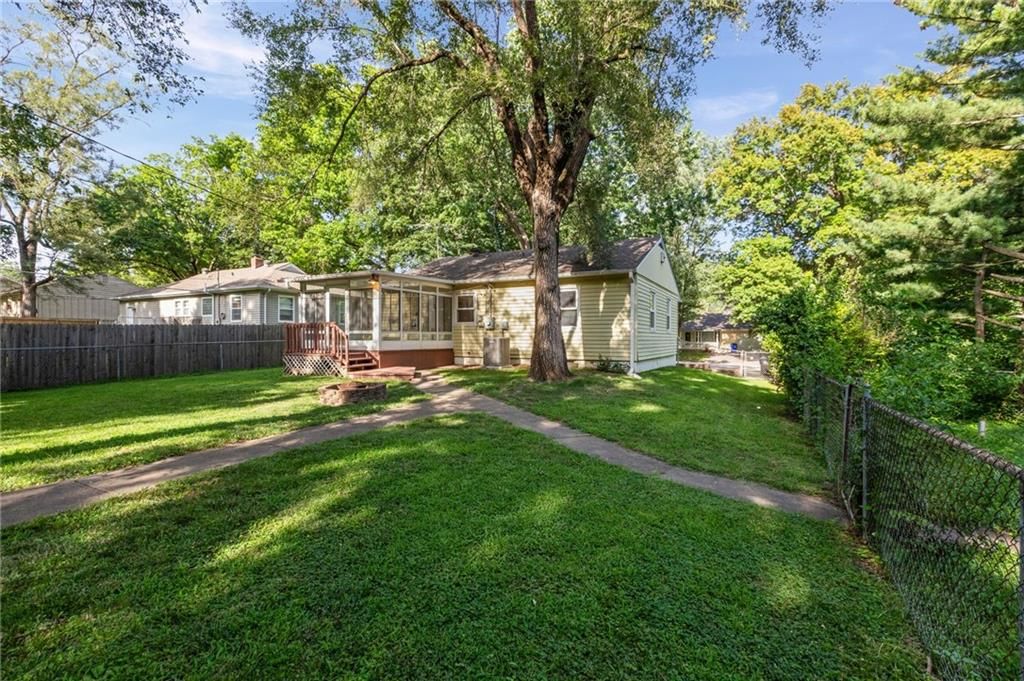 5624 Harvard Avenue — photo 26