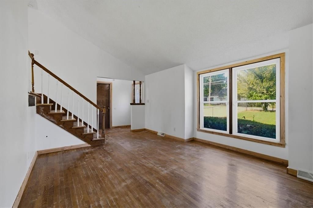 843 S 76th Street, Kansas City, KS: listing photo 3