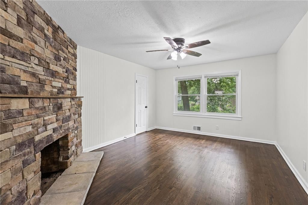 8105 E 80th Terrace — photo 11