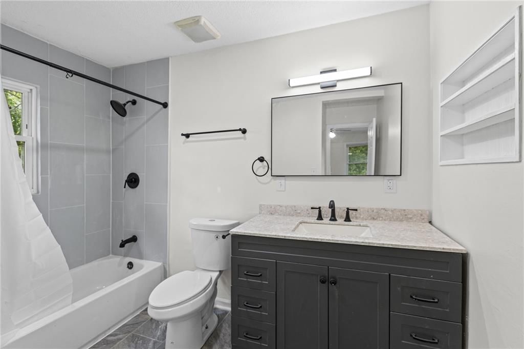 8105 E 80th Terrace — photo 17