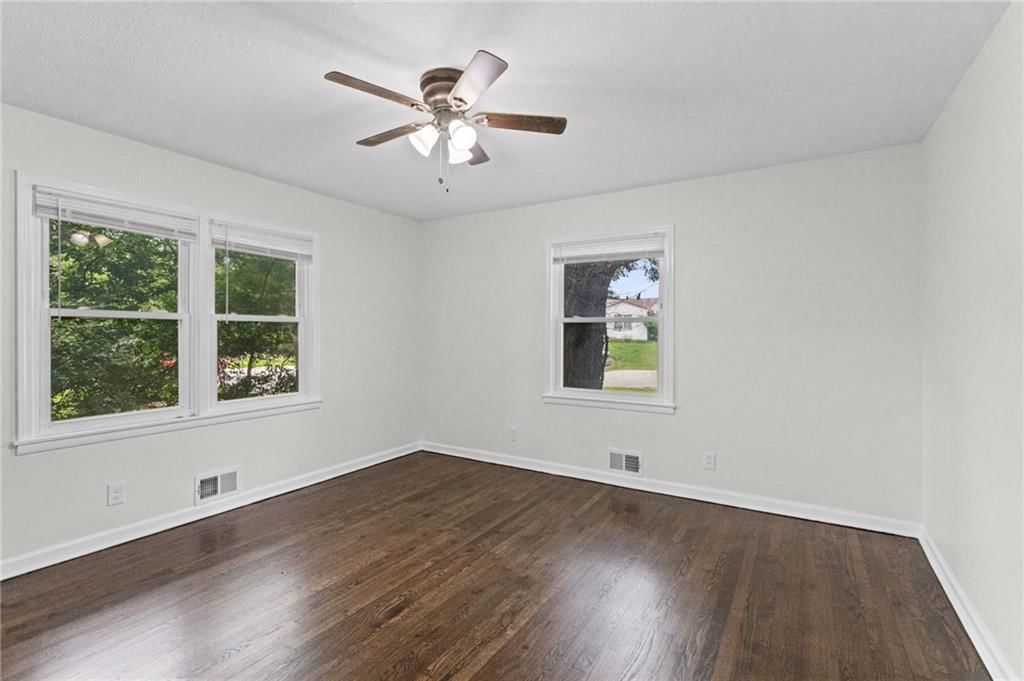 8105 E 80th Terrace — photo 18