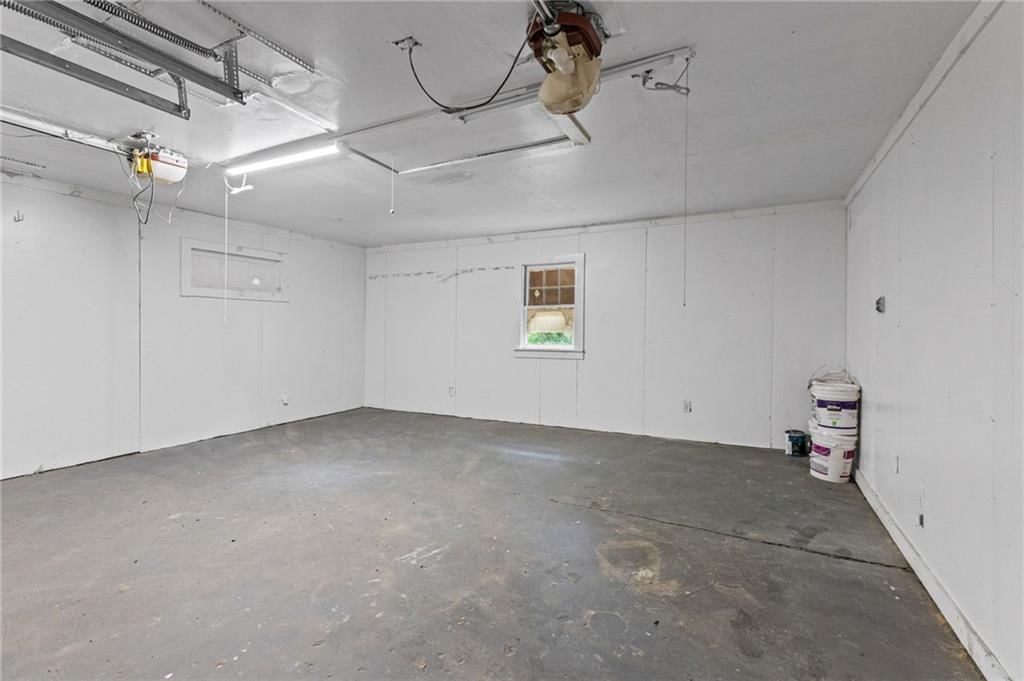 8105 E 80th Terrace — photo 31