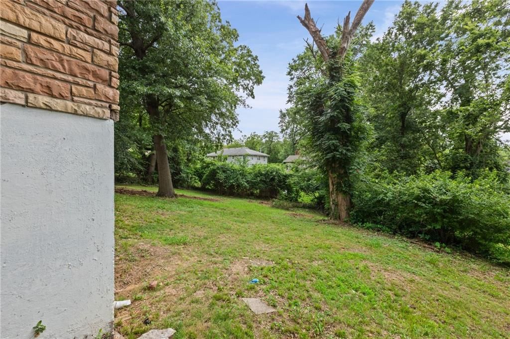 8105 E 80th Terrace — photo 37