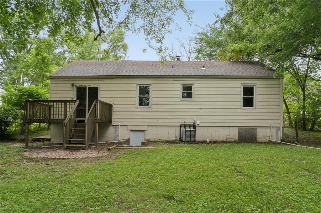 2811 S Northern Boulevard — photo 42