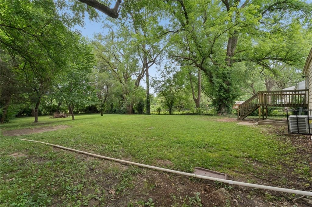 2811 S Northern Boulevard — photo 44