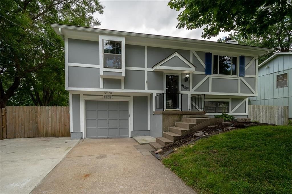 9685 W 61st Street — photo 2