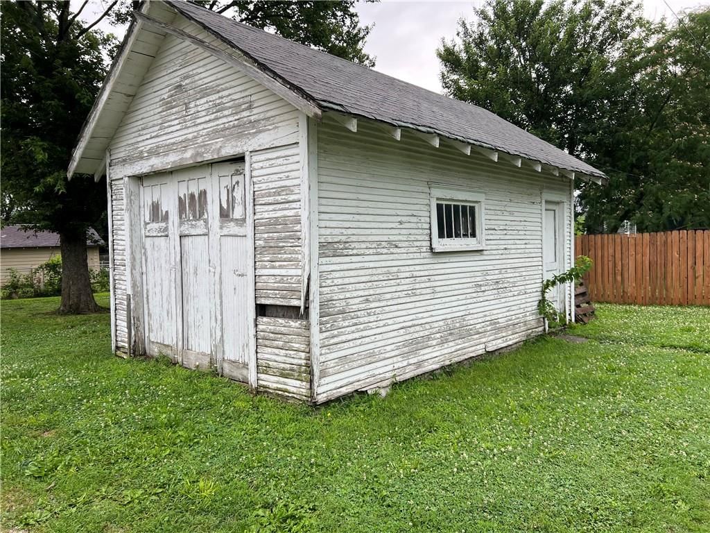 1617 Dirr Avenue — photo 20