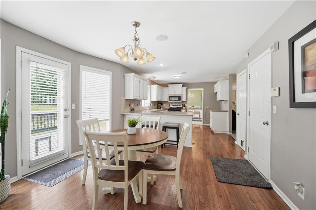 10926 N Holly Street — photo 15