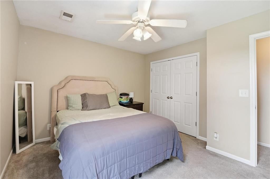 10926 N Holly Street — photo 33