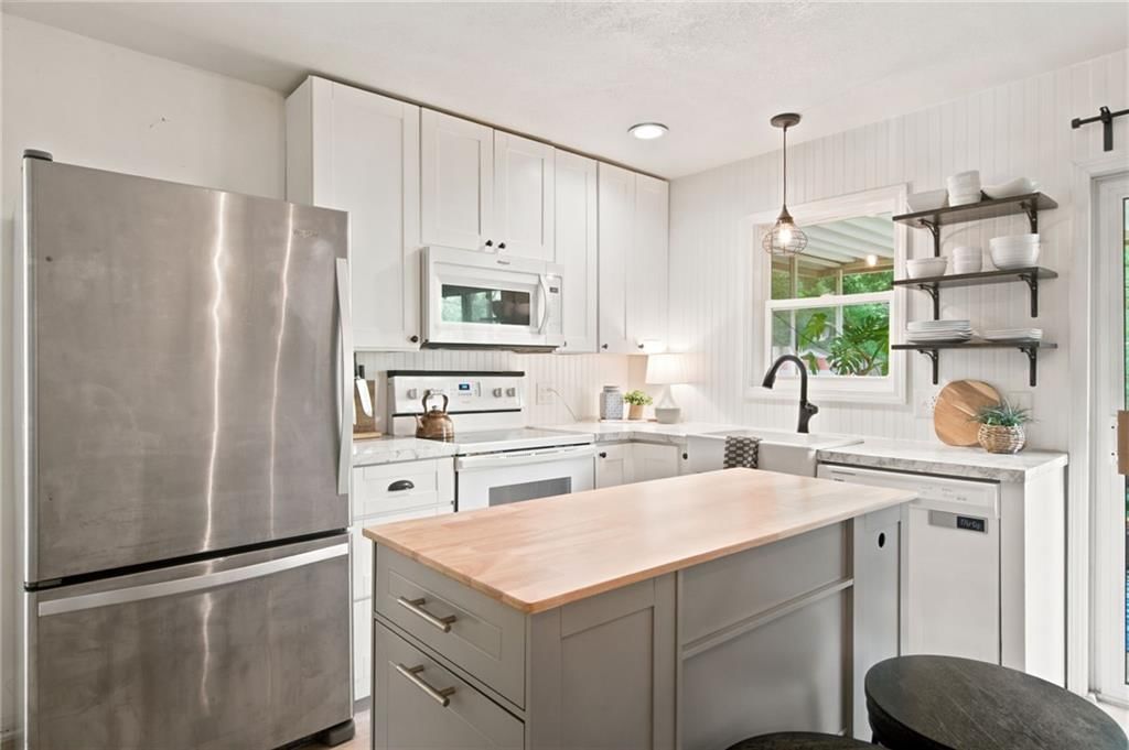 6024 W 51st Street — photo 7