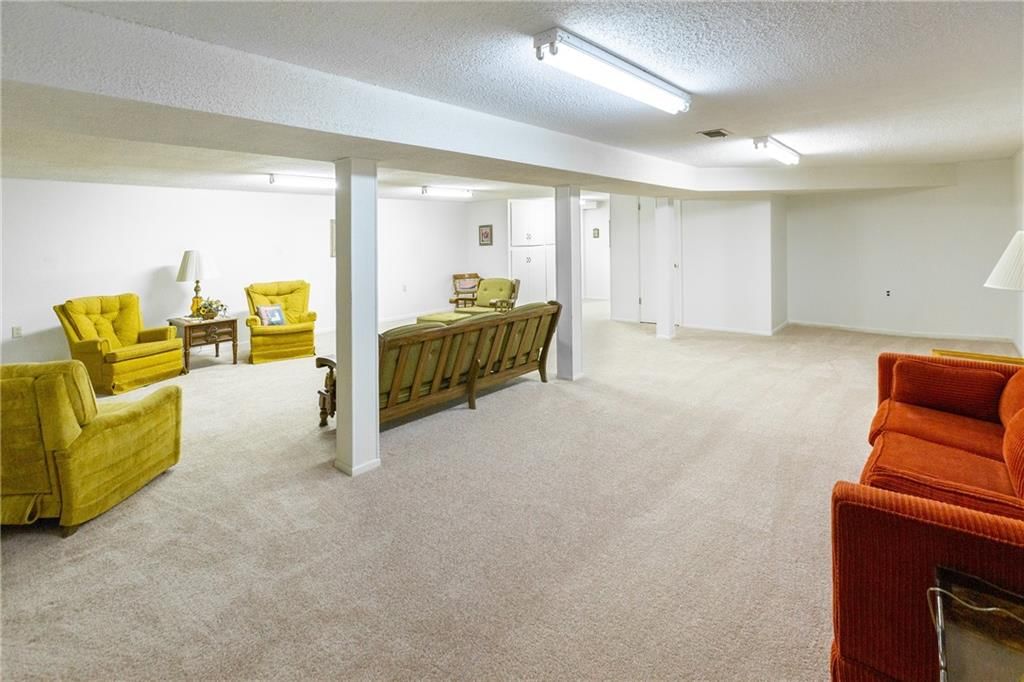 617 Jarboe Street — photo 38