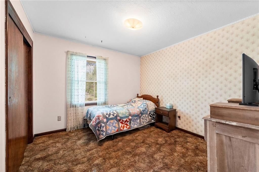 817 S Alexander Road — photo 17