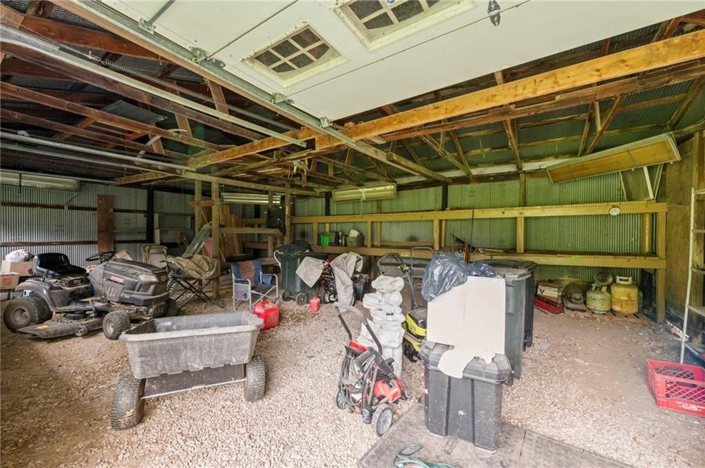 817 S Alexander Road — photo 41