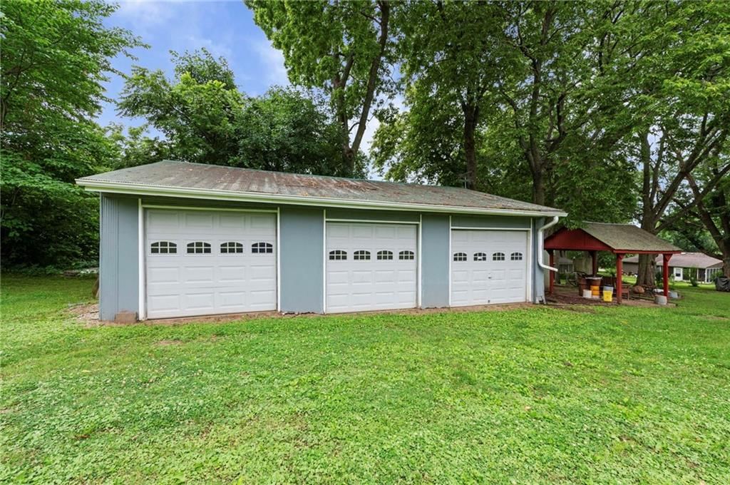 817 S Alexander Road — photo 43