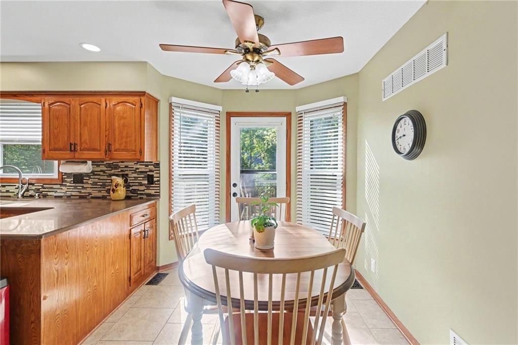 11613 S Penrose Street — photo 17