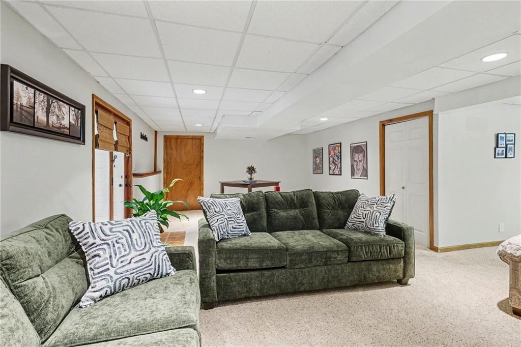 11613 S Penrose Street — photo 31