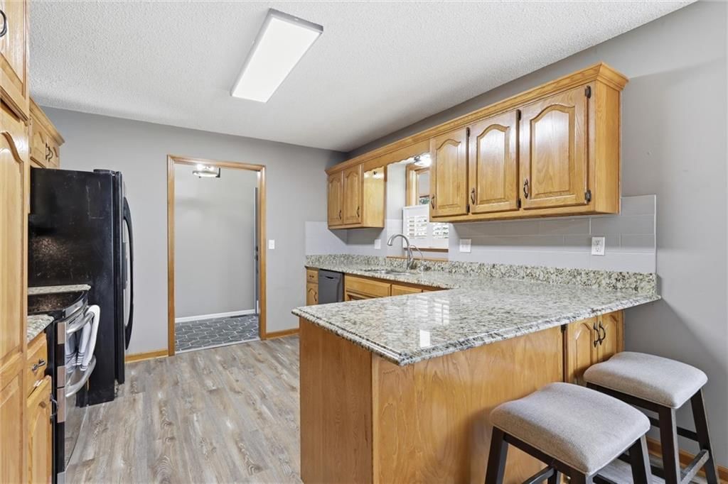 24512 Shadow Court — photo 9