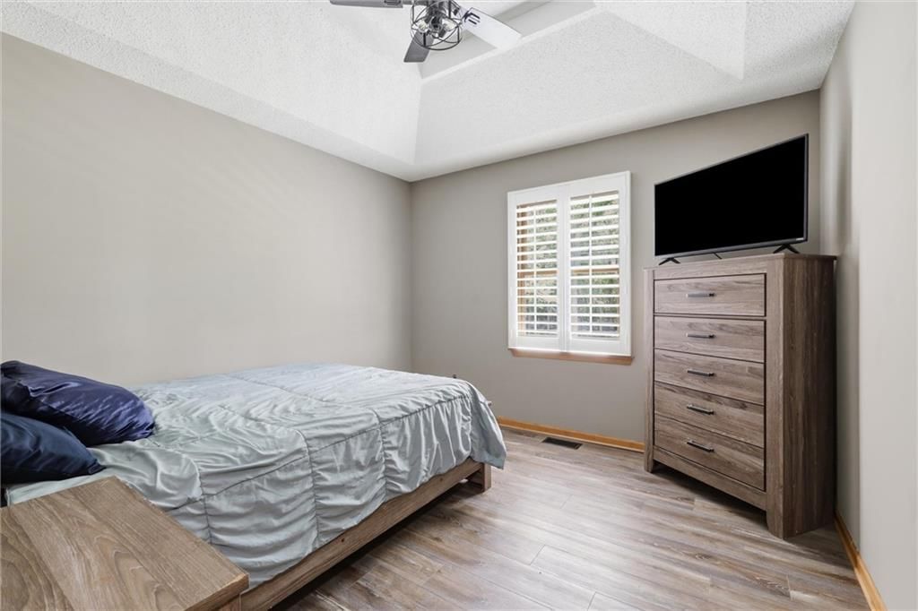 24512 Shadow Court — photo 15