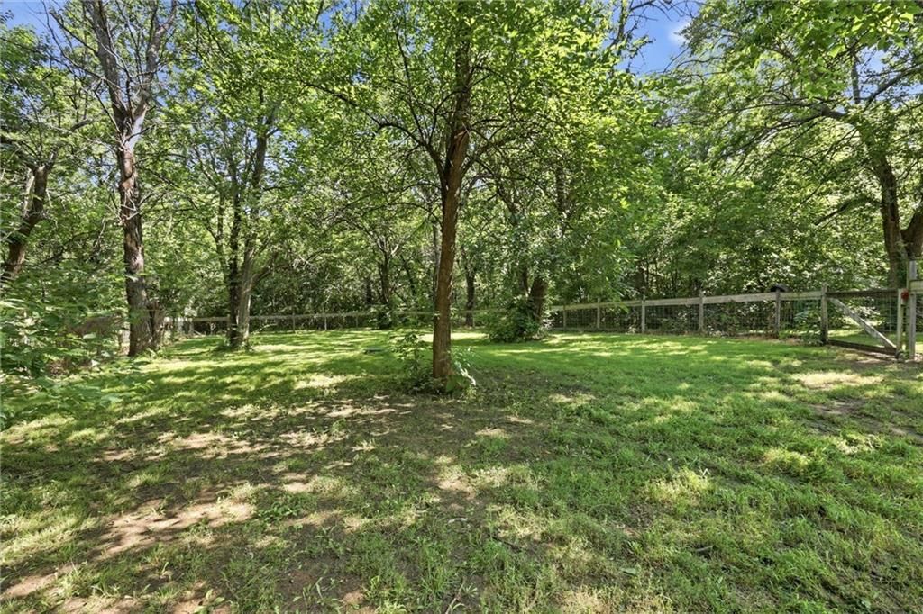 24512 Shadow Court — photo 26