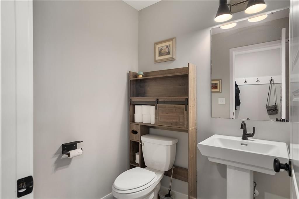18738 Ocheltree Street — photo 22
